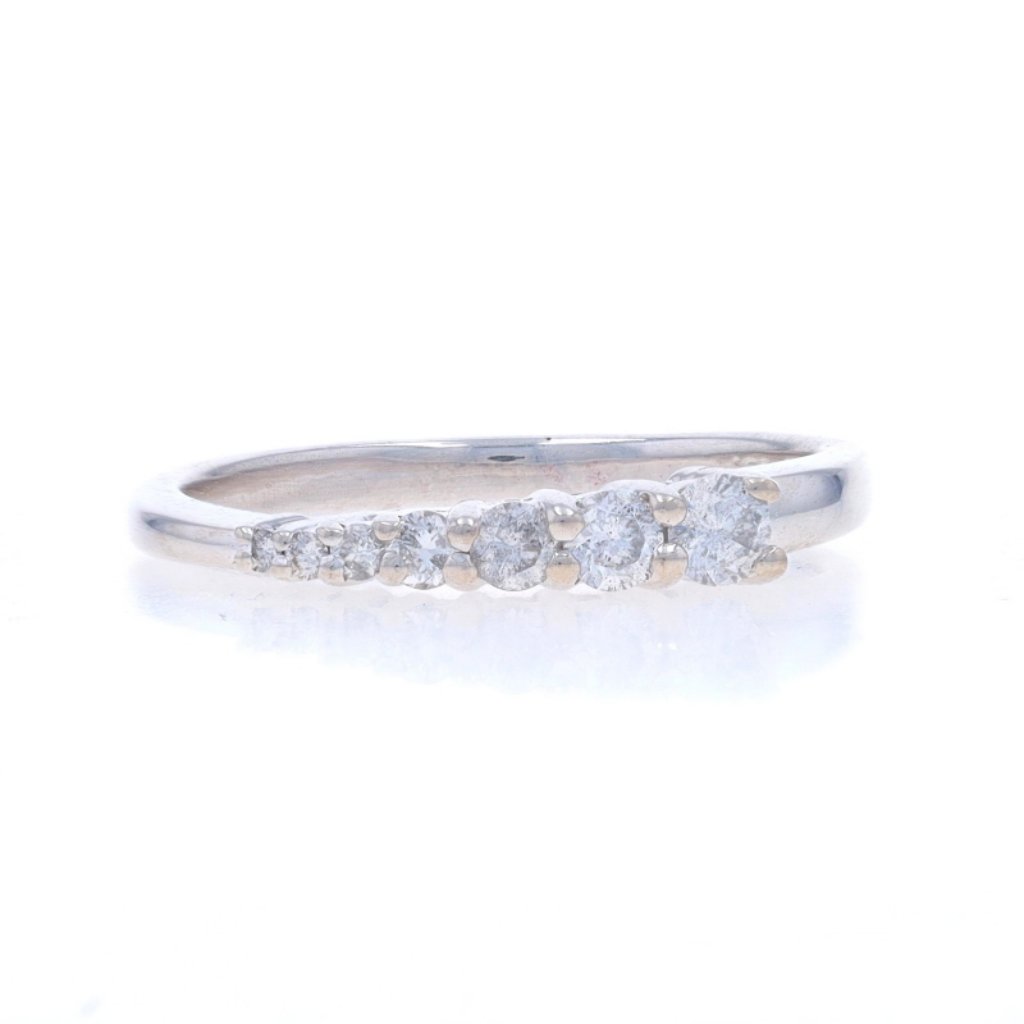 White Gold Diamond Graduated Journey Band 14k Round .25ctw Seven-Stone Love Ring